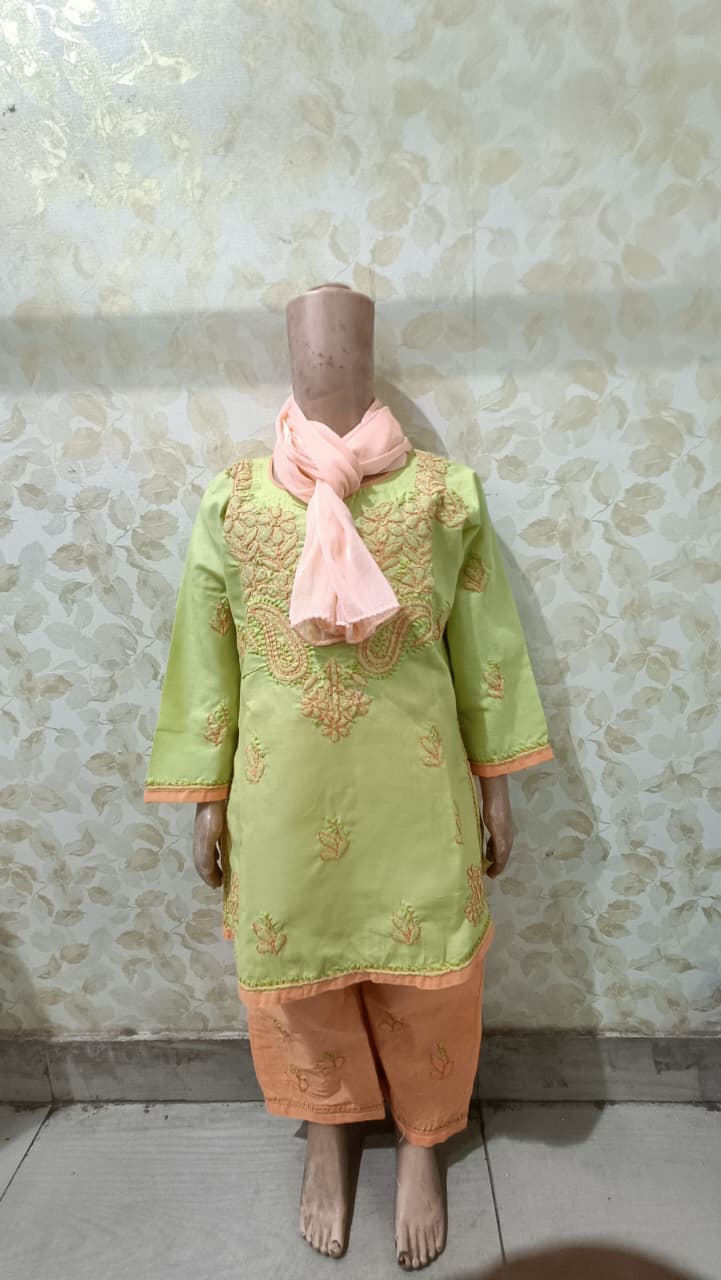 Girls Suit Cotton Color thread crafted